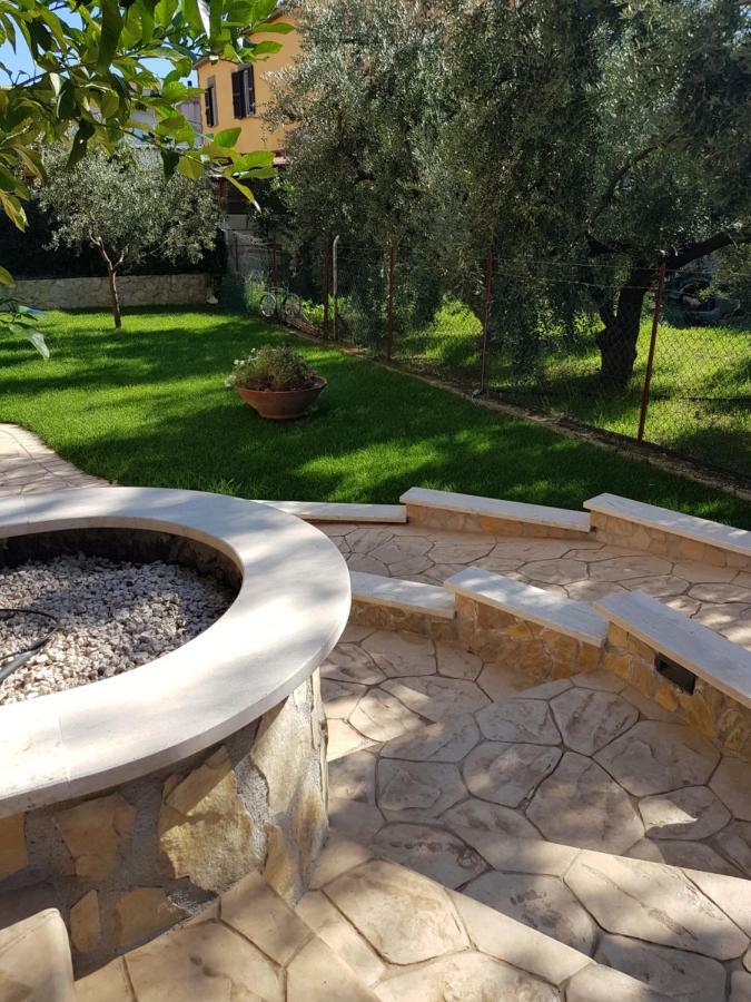 4 Rent Panzió Albano Laziale Kültér fotó
